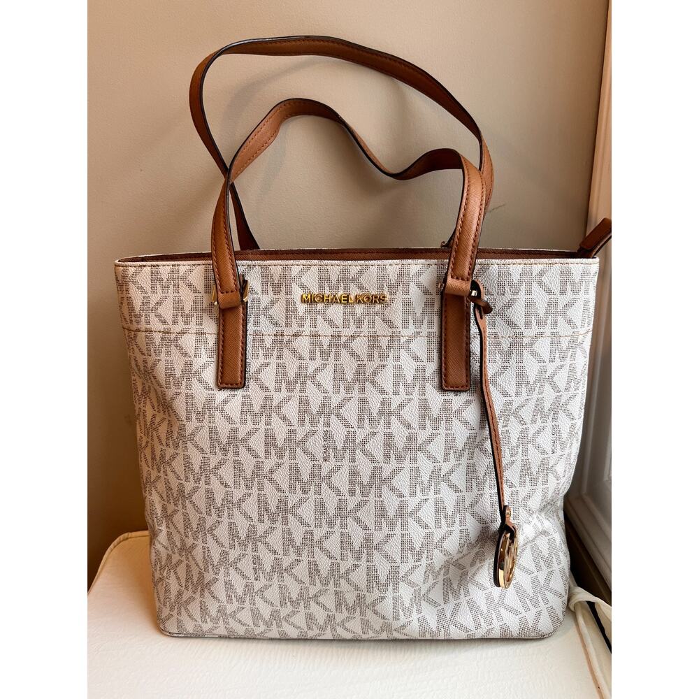 Michael Kors Jet Set Tote Travel Purse Shoulder Bag Handbag Medium Vanilla/Brown